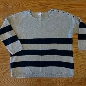 Gap sweater